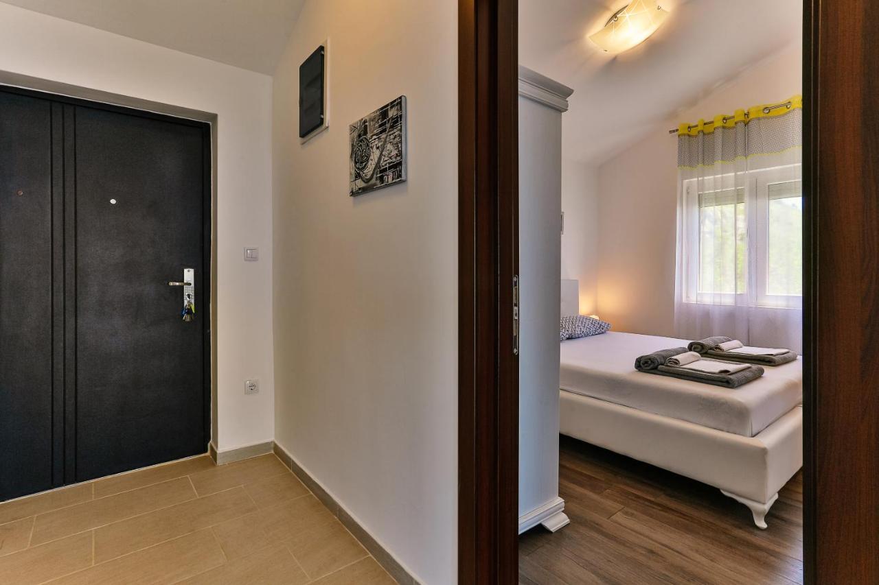 Apartmani Visum Sveti Stefan Exterior foto
